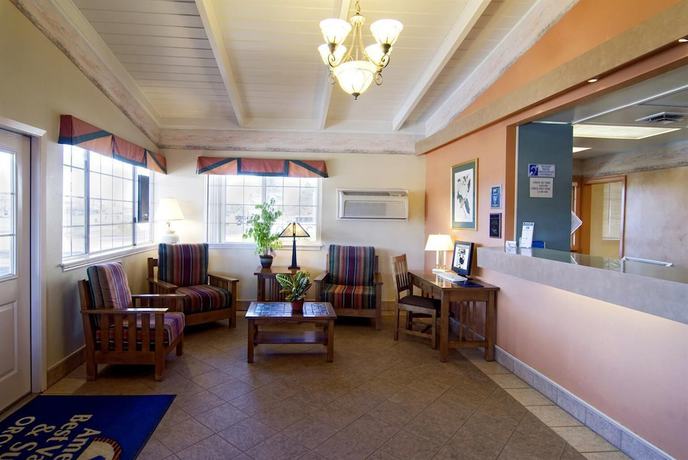 Imagen de los interiores del Hotel Americas Best Value Inn and Suites Oroville. Foto 14