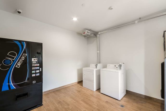 Imagen de los interiores del Hotel Americas Best Value Inn and Suites Porter North Houston. Foto 15