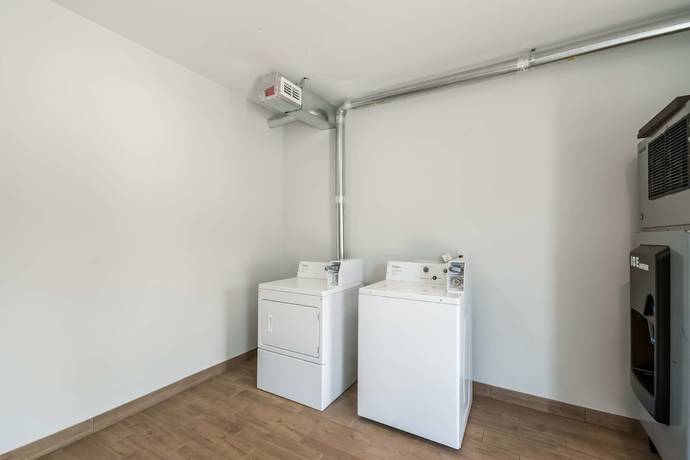 Imagen de los interiores del Hotel Americas Best Value Inn and Suites Porter North Houston. Foto 17