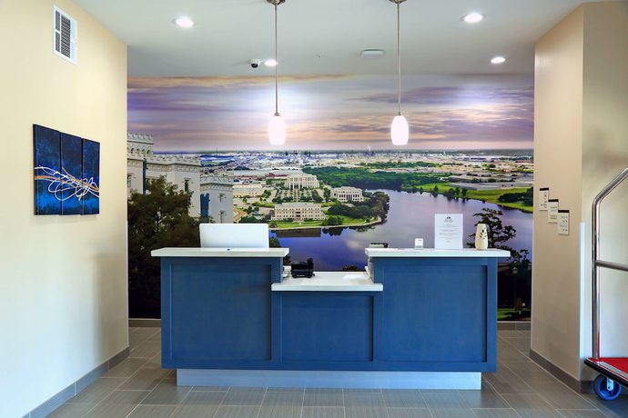 Imagen de los interiores del Hotel Americas Best Value Inn and Suites Prairieville. Foto 18