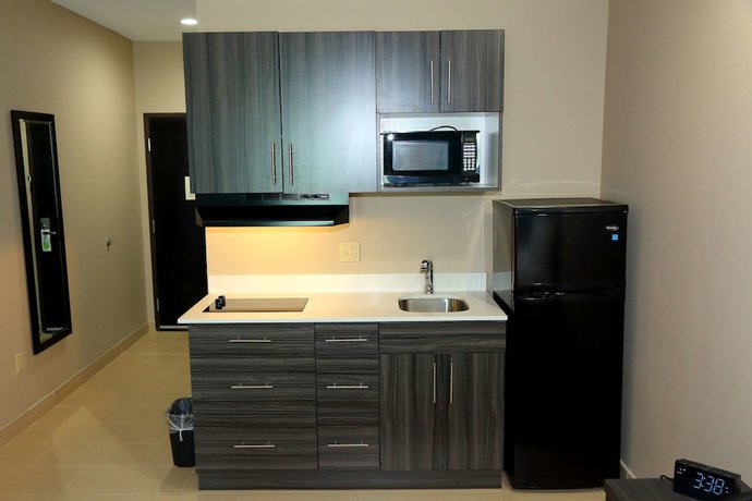Imagen de la habitación del Hotel Americas Best Value Inn and Suites Prairieville. Foto 9