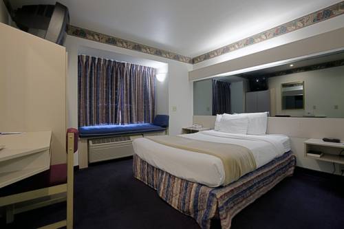 Imagen de la habitación del Hotel Americas Best Value Inn and Suites Racine. Foto 4