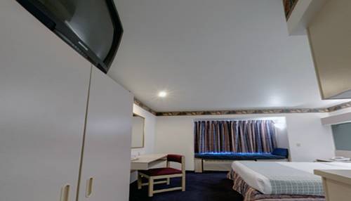 Imagen de la habitación del Hotel Americas Best Value Inn and Suites Racine. Foto 9