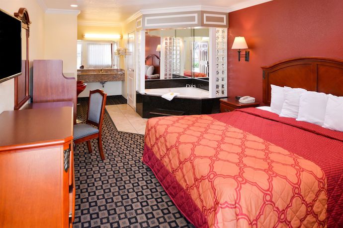 Imagen de la habitación del Hotel Americas Best Value Inn and Suites San Bernardino. Foto 4