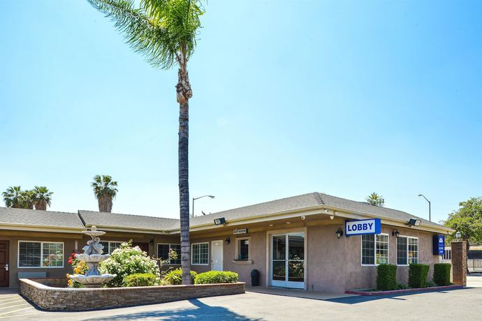 Imagen general del Hotel Americas Best Value Inn and Suites San Bernardino. Foto 1