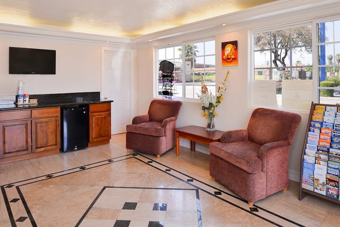 Imagen de los interiores del Hotel Americas Best Value Inn and Suites San Bernardino. Foto 19