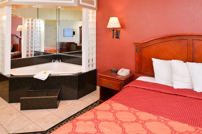 Imagen de la habitación del Hotel Americas Best Value Inn and Suites San Bernardino. Foto 12