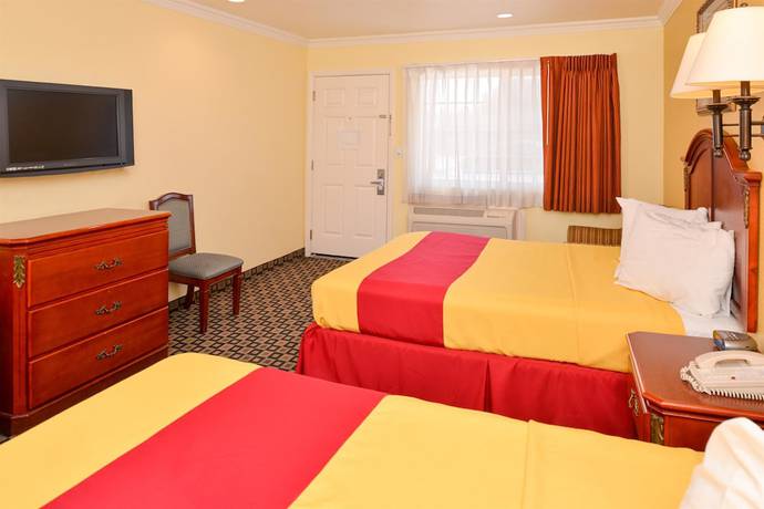 Imagen de la habitación del Hotel Americas Best Value Inn and Suites San Bernardino. Foto 13