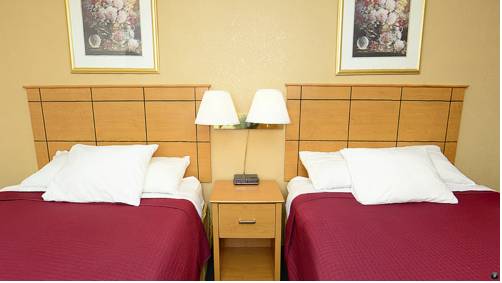 Imagen de la habitación del Hotel Americas Best Value Inn and Suites St. Cloud. Foto 4