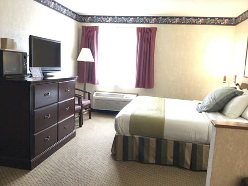 Imagen de la habitación del Hotel Americas Best Value Inn and Suites St. Louis, St. Charles Inn. Foto 3