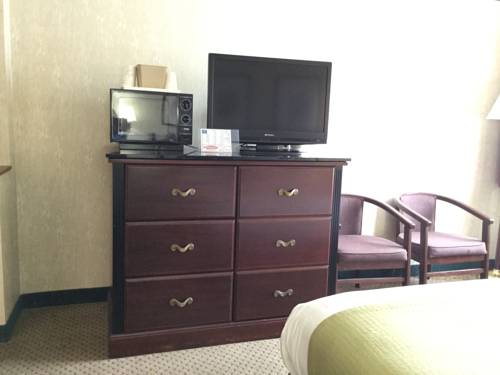 Imagen de la habitación del Hotel Americas Best Value Inn and Suites St. Louis, St. Charles Inn. Foto 7
