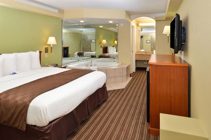 Imagen de la habitación del Hotel Americas Best Value Inn and Suites University Ave. Foto 16