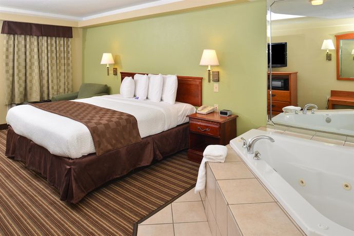 Imagen de la habitación del Hotel Americas Best Value Inn and Suites University Ave. Foto 17