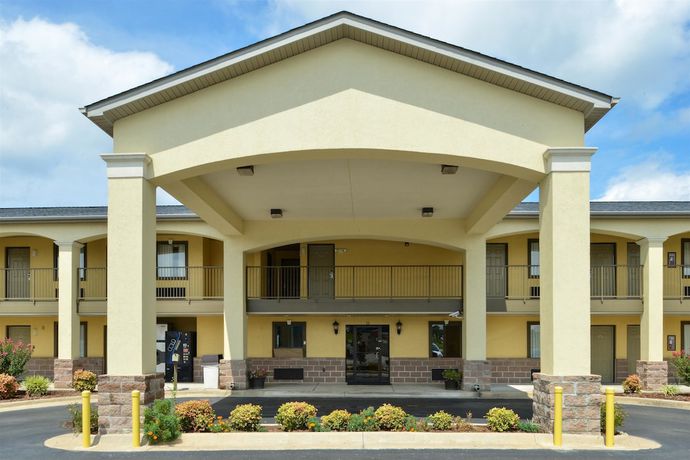 Imagen general del Hotel Americas Best Value Inn and Suites University Ave. Foto 4