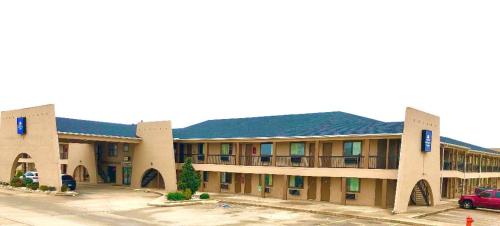 Imagen general del Hotel Americas Best Value Inn and Suites Yukon Oklahoma City. Foto 7