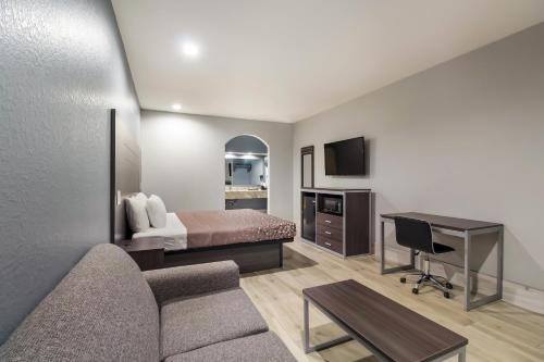 Imagen de la habitación del Hotel Americas Best Value Platinum Inn and Suites. Foto 17