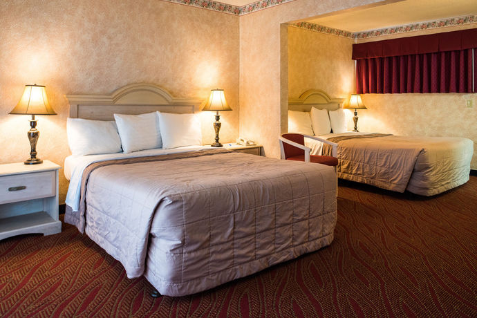 Imagen de los interiores del Hotel Americas Best Value Presidents Inn On Munras. Foto 14