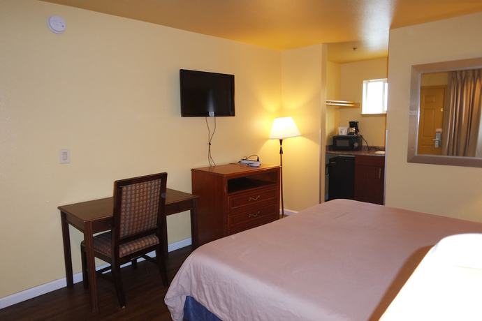 Imagen de la habitación del Hotel Americas Inn And Suite. Foto 8
