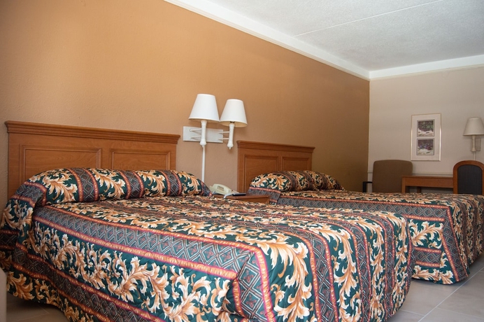 Imagen de la habitación del Hotel America's Inn - Houston. Foto 7