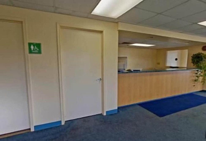 Imagen general del Hotel Americas Inn, Leeds. Foto 4