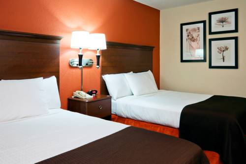 Imagen de la habitación del Hotel Americinn By Wyndham Ashland. Foto 7