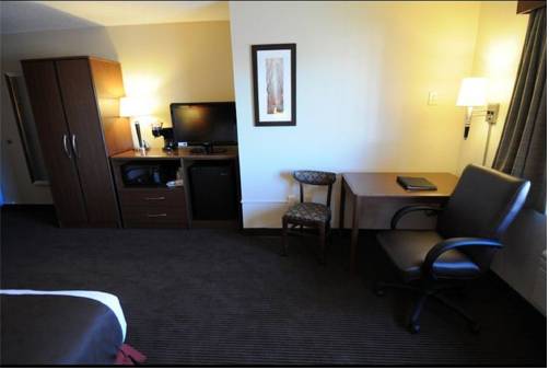 Imagen de la habitación del Hotel Americinn By Wyndham Bemidji. Foto 13