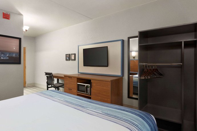Imagen de la habitación del Hotel Americinn By Wyndham Branson and Conference Center. Foto 11