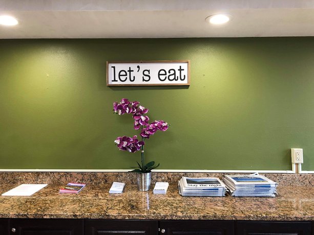 Imagen de los interiores del Hotel Americinn By Wyndham Casper Event Center Area. Foto 20