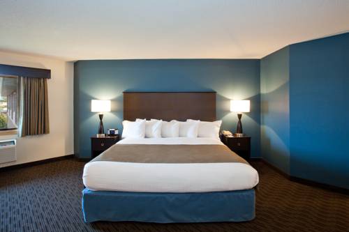 Imagen de la habitación del Hotel Americinn By Wyndham Chanhassen. Foto 1