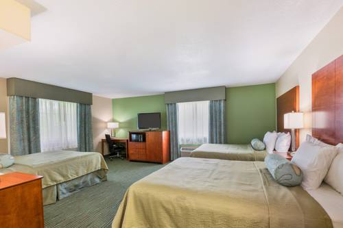 Imagen de la habitación del Hotel Americinn By Wyndham Des Moines Airport. Foto 7