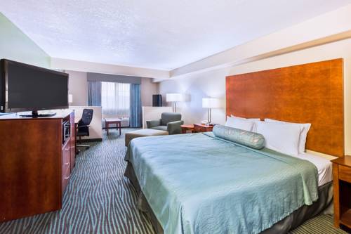 Imagen de la habitación del Hotel Americinn By Wyndham Des Moines Airport. Foto 8