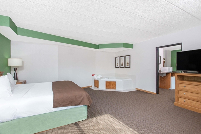 Imagen de la habitación del Hotel Americinn By Wyndham Eau Claire. Foto 6