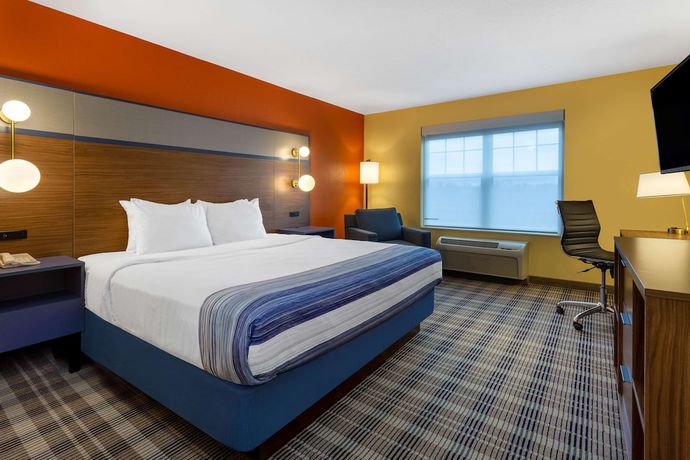 Imagen de la habitación del Hotel Americinn By Wyndham Fulton Clinton. Foto 16