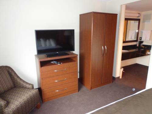 Imagen de la habitación del Hotel Americinn By Wyndham Grand Forks. Foto 14