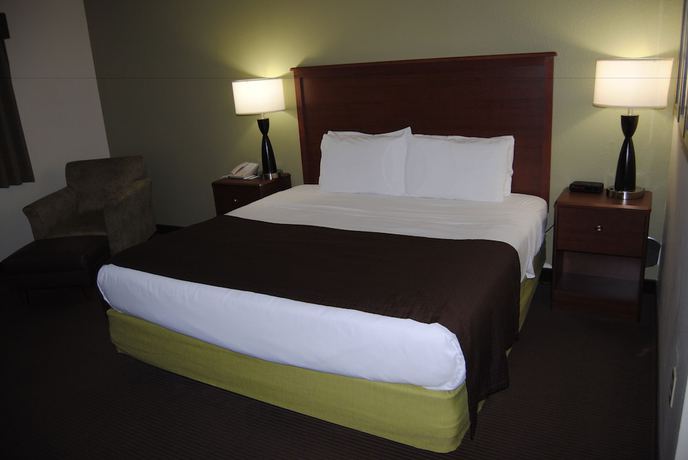 Imagen de la habitación del Hotel Americinn By Wyndham Grand Rapids. Foto 9