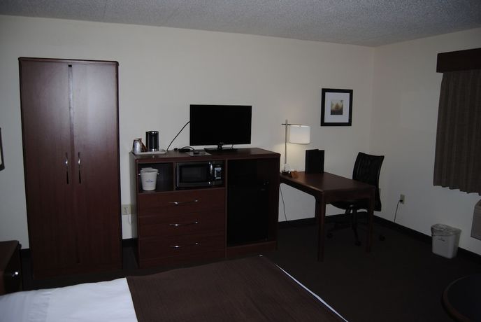 Imagen de la habitación del Hotel Americinn By Wyndham Grand Rapids. Foto 14