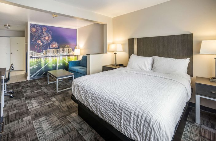 Imagen de la habitación del Hotel Americinn By Wyndham Green Bay Near Stadium. Foto 9