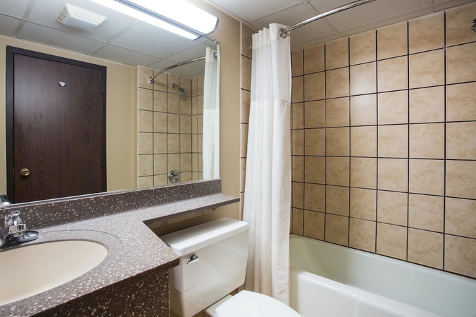 Imagen de la habitación del Hotel Americinn By Wyndham Janesville. Foto 9