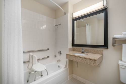 Imagen de la habitación del Hotel Americinn By Wyndham Johnston Des Moines. Foto 3