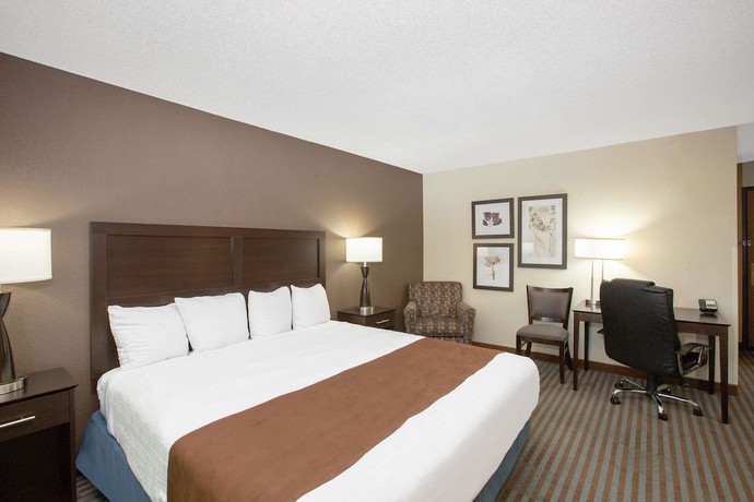 Imagen de la habitación del Hotel Americinn By Wyndham Lincoln North. Foto 5