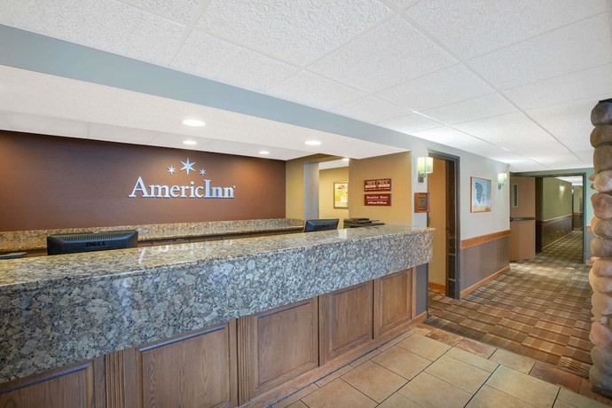 Imagen de los interiores del Hotel Americinn By Wyndham Lincoln North. Foto 13