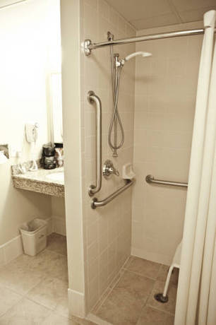 Imagen de la habitación del Hotel Americinn By Wyndham Lincoln South. Foto 4