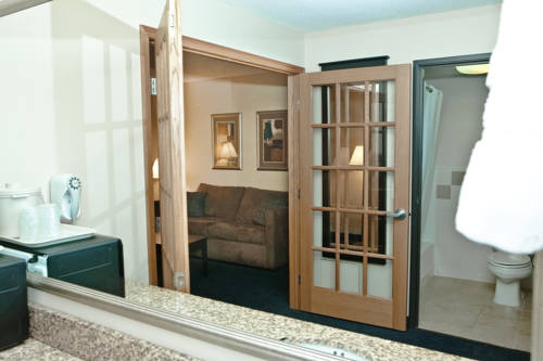 Imagen de la habitación del Hotel Americinn By Wyndham Lincoln South. Foto 8