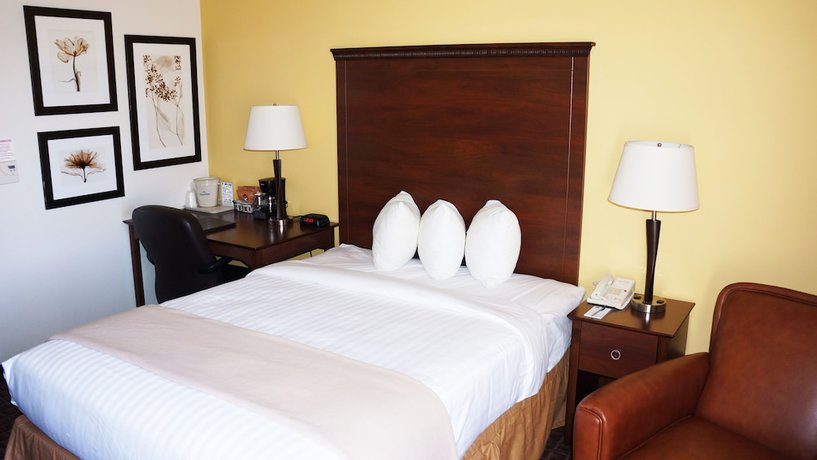 Imagen de la habitación del Hotel Americinn By Wyndham Madison West. Foto 5