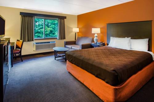 Imagen de la habitación del Hotel Americinn By Wyndham Menomonie. Foto 2