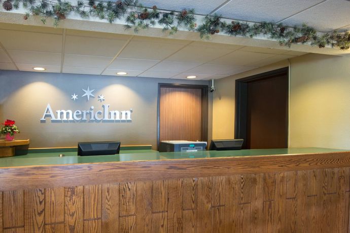 Imagen de los interiores del Hotel Americinn By Wyndham Minocqua. Foto 14