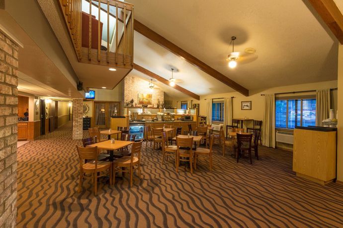 Imagen de los interiores del Hotel Americinn By Wyndham Minocqua. Foto 16