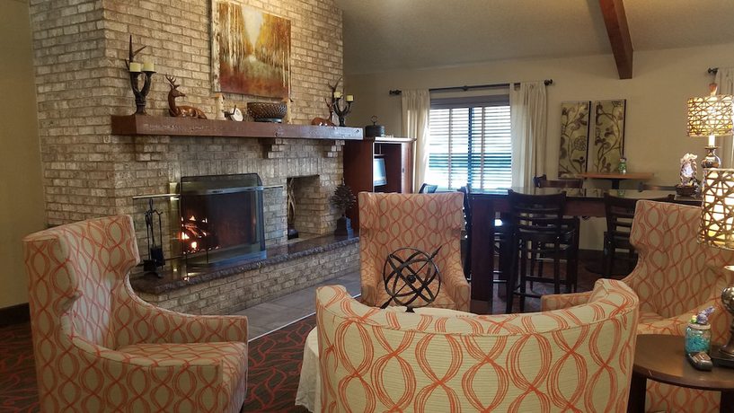 Imagen de los interiores del Hotel Americinn By Wyndham Minocqua. Foto 17