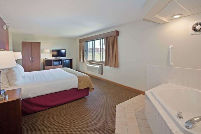 Imagen de la habitación del Hotel Americinn By Wyndham Mitchell. Foto 9