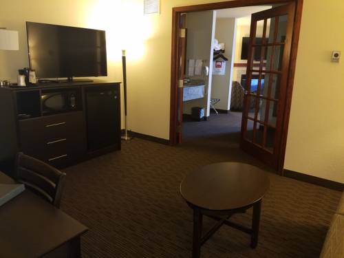 Imagen de la habitación del Hotel Americinn By Wyndham Mounds View Minneapolis. Foto 14